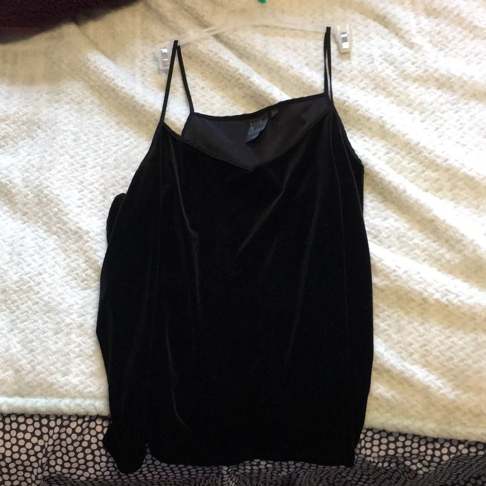 Crushed velvet black tank